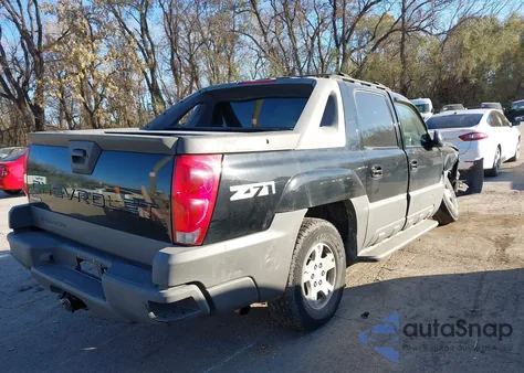 2002 Chevrolet Avalanche 1500 из США, поврежденный, VIN 3GNEK13T12G181935